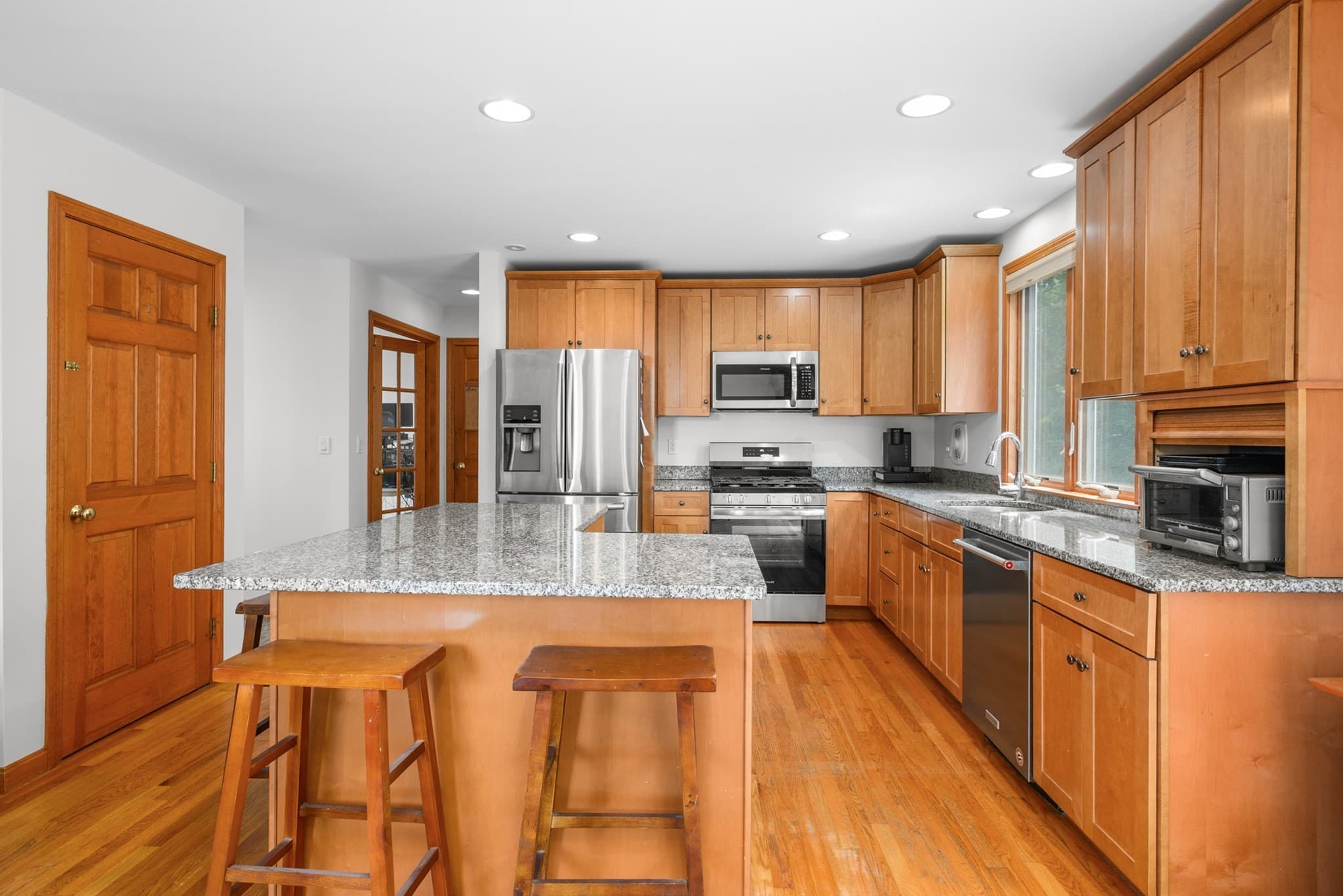Single Family Residence at 73 Westmoreland Dr, Falmouth MA 02540, Falmouth, photo 7 of 41
