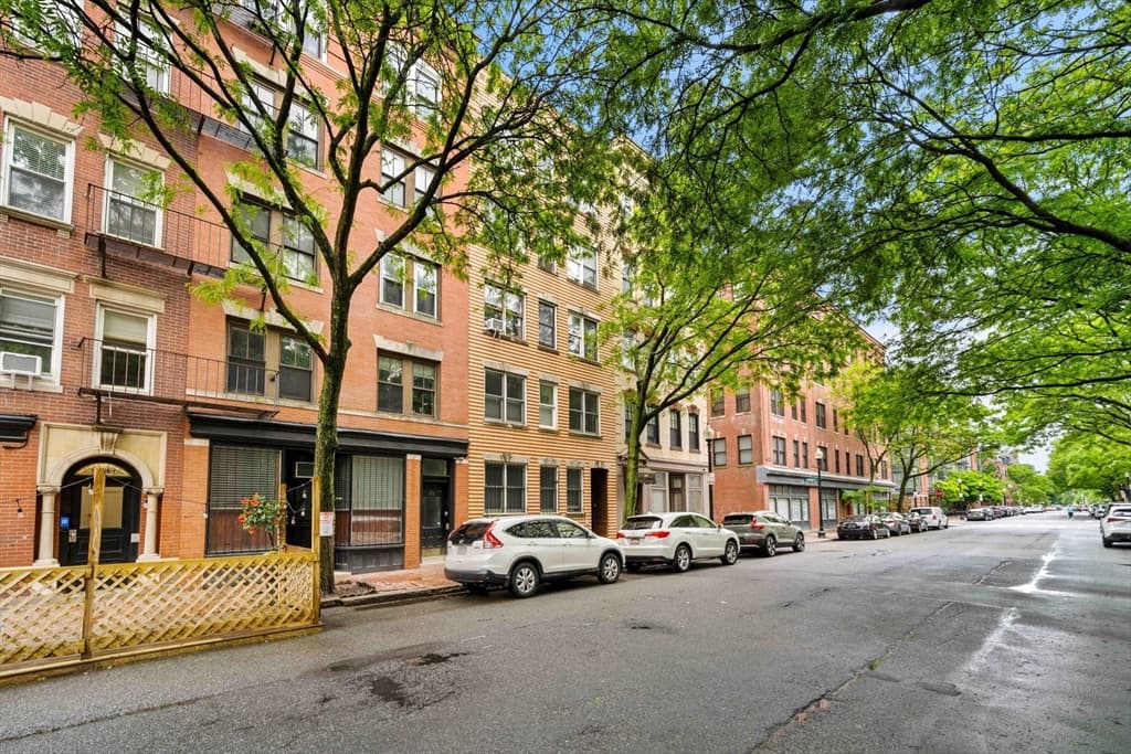 Condominium at 478 Shawmut # 9, Boston MA 02118, photo 23 of 24