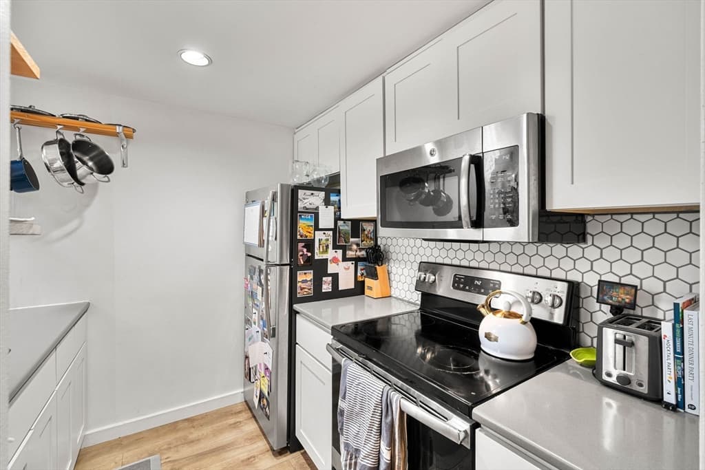 Condominium at 478 Shawmut # 9, Boston MA 02118, photo 12 of 24