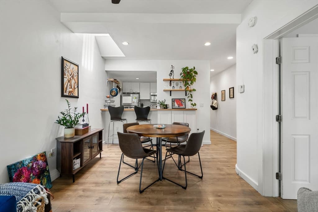 Condominium at 478 Shawmut # 9, Boston MA 02118, photo 3 of 24