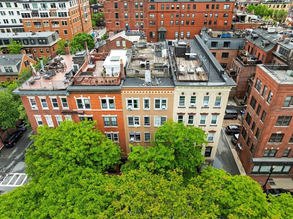 Condominium at 478 Shawmut # 9, Boston MA 02118, photo 20 of 24