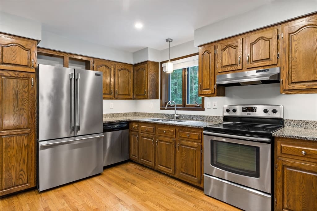163 Quanapoag Rd, Freetown MA 02717 photo 9