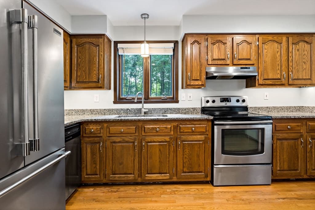 163 Quanapoag Rd, Freetown MA 02717 photo 8