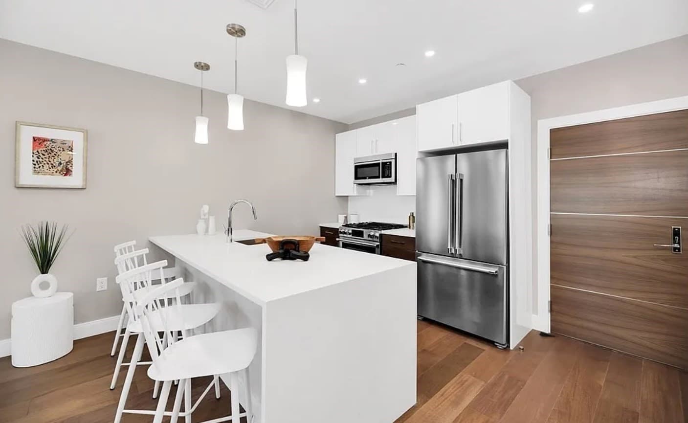 Condominium at 425 Lagrange St # 210, Boston MA 02132, photo 13 of 23