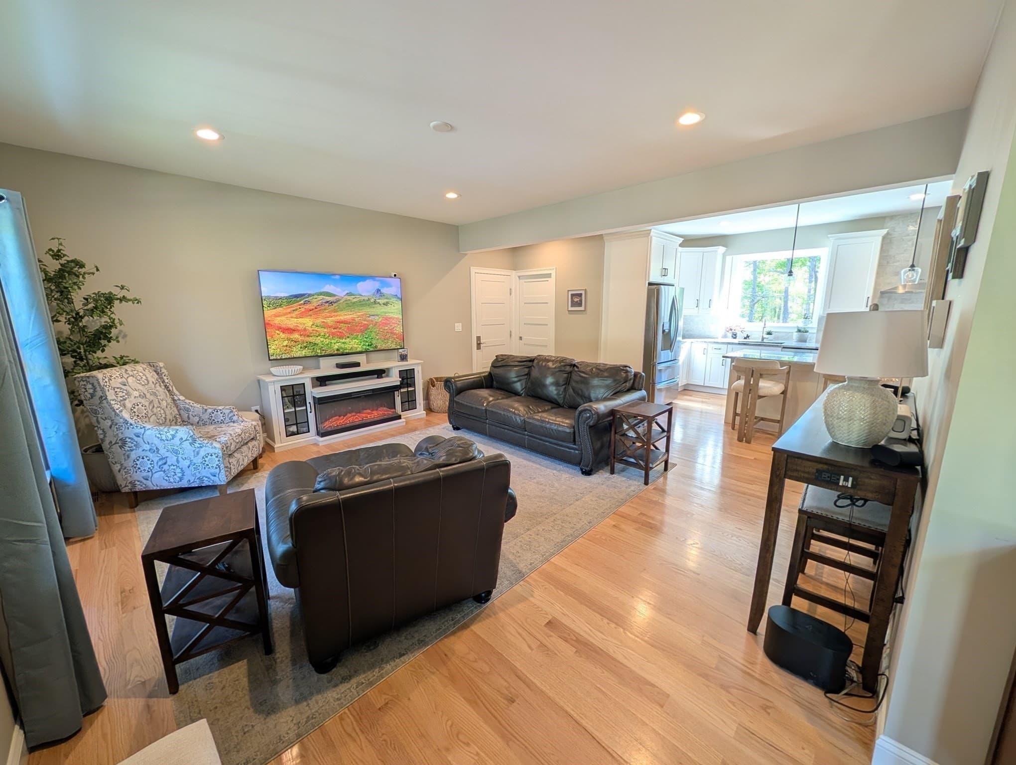 Single Family Residence at 2 Seabiscuit Drive, Plymouth MA 02360, photo 13 of 41