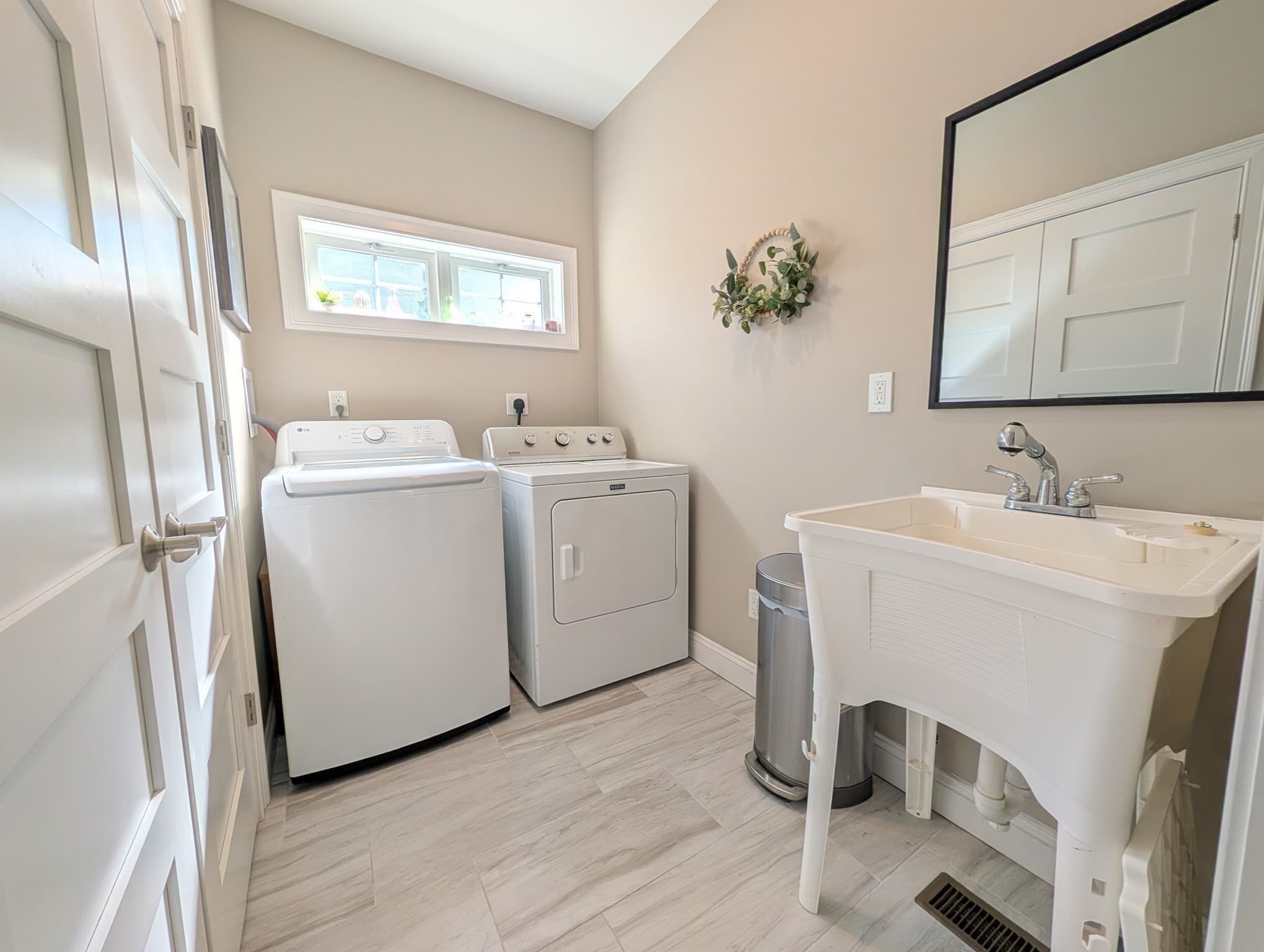 Single Family Residence at 2 Seabiscuit Drive, Plymouth MA 02360, photo 16 of 41