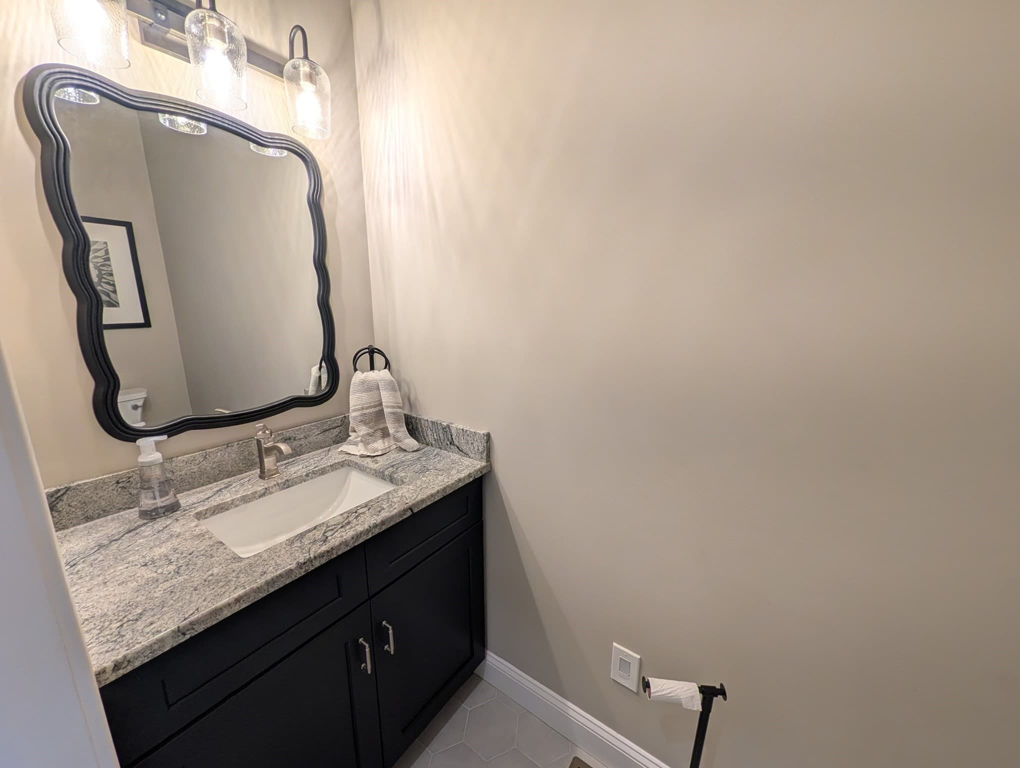 Single Family Residence at 2 Seabiscuit Drive, Plymouth MA 02360, photo 18 of 41