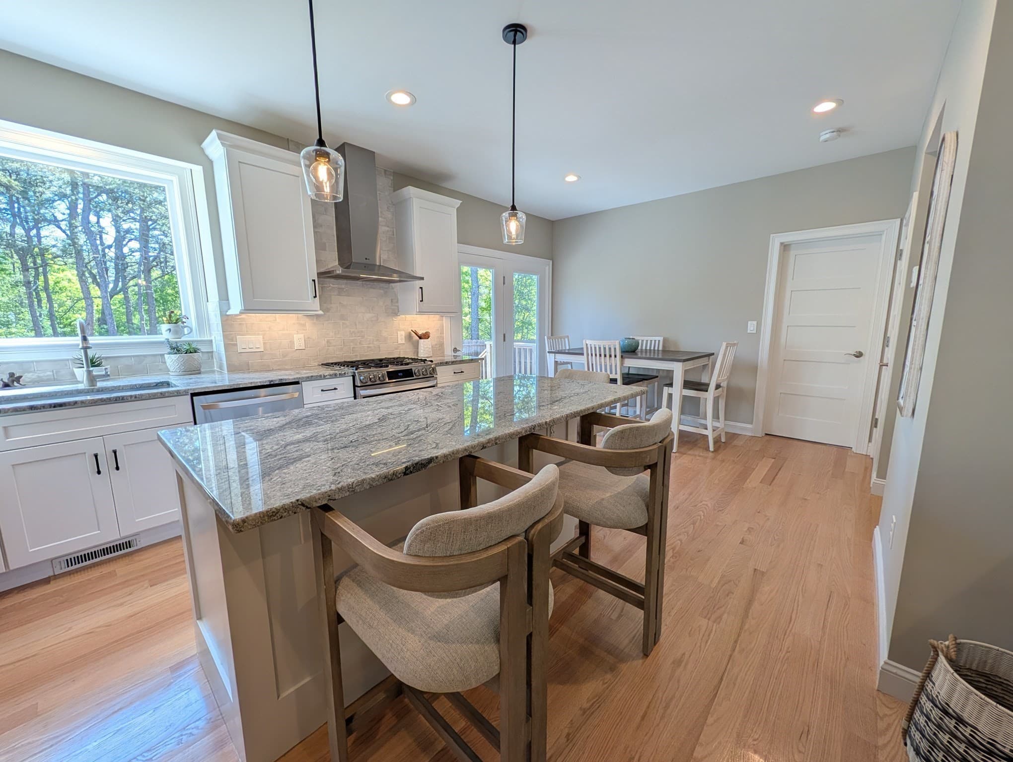 Single Family Residence at 2 Seabiscuit Drive, Plymouth MA 02360, photo 11 of 41