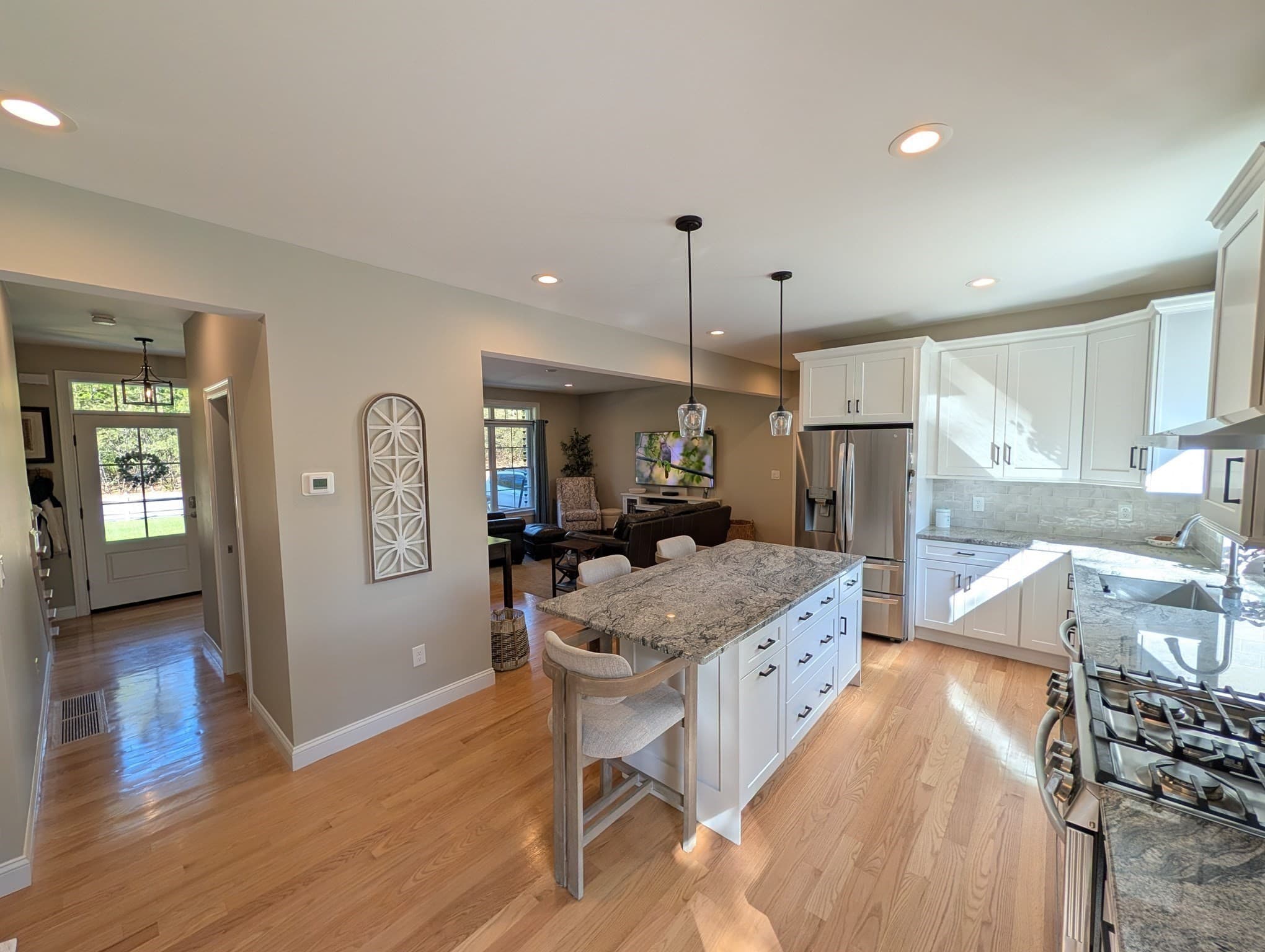 Single Family Residence at 2 Seabiscuit Drive, Plymouth MA 02360, photo 8 of 41