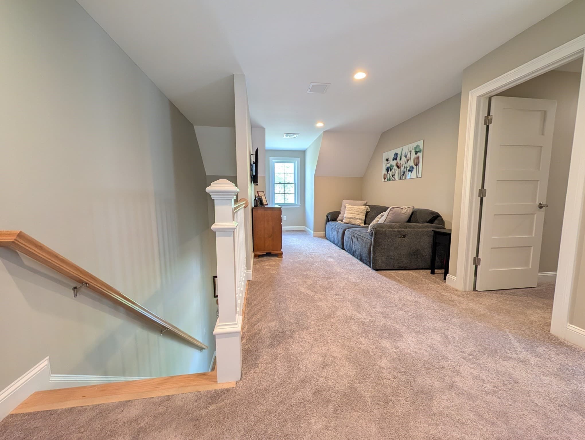 Single Family Residence at 2 Seabiscuit Drive, Plymouth MA 02360, photo 25 of 41