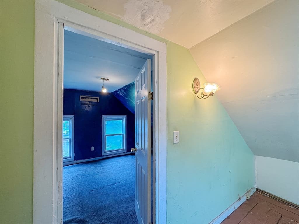 484 S Franklin St, Holbrook MA 02343 photo 27