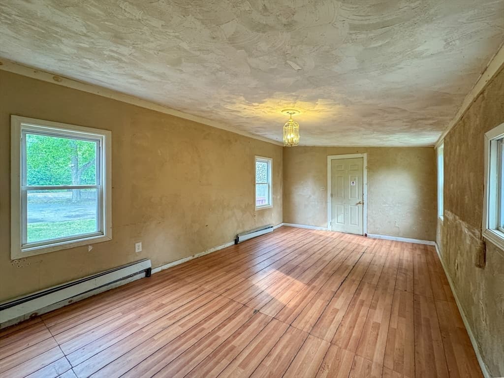 484 S Franklin St, Holbrook MA 02343 photo 12