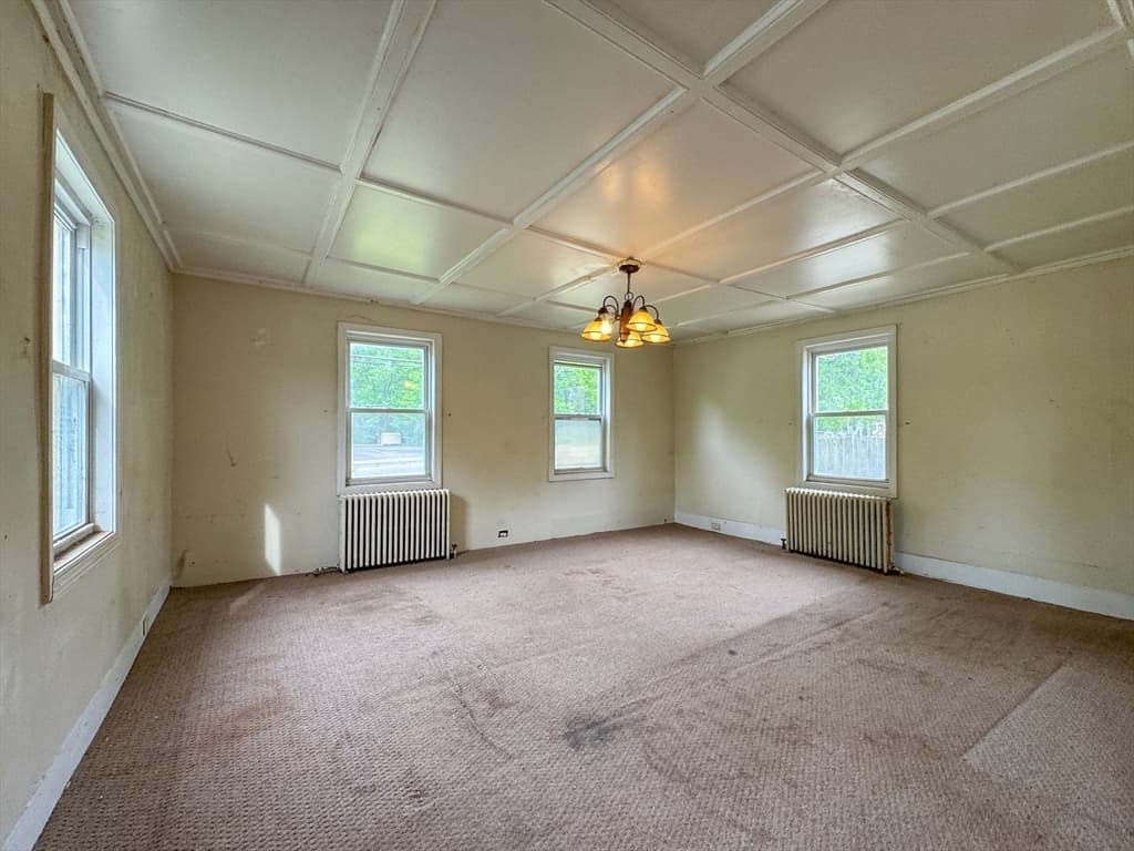 484 S Franklin St, Holbrook MA 02343 photo 5