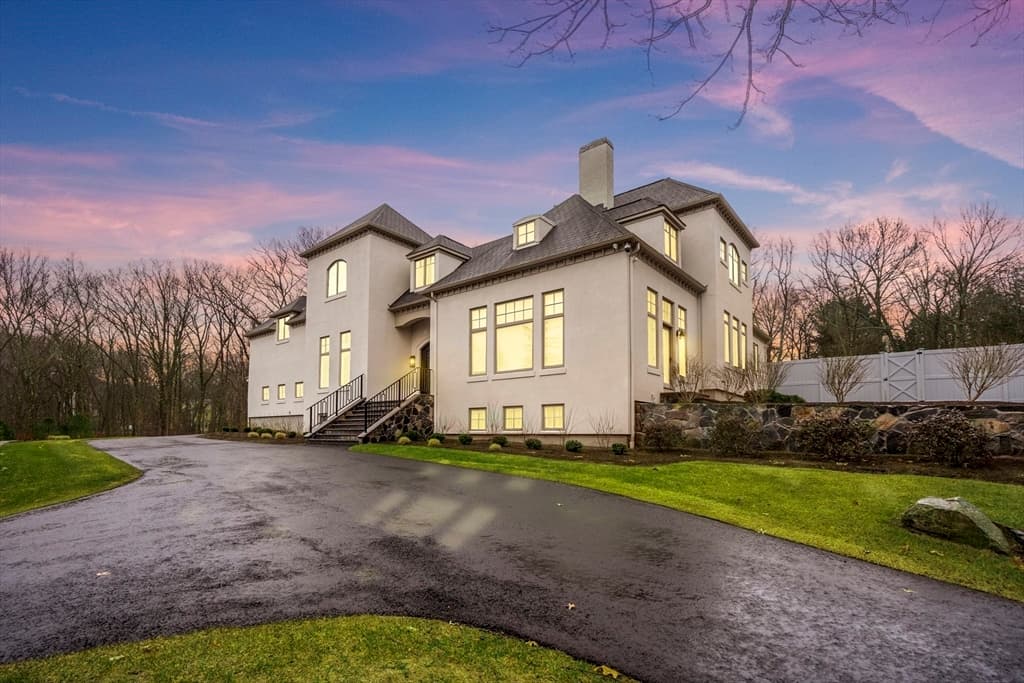 Single Family Residence at 7 Schoolmaster Ln, Dedham MA 02026, Dedham, photo 2 of 26