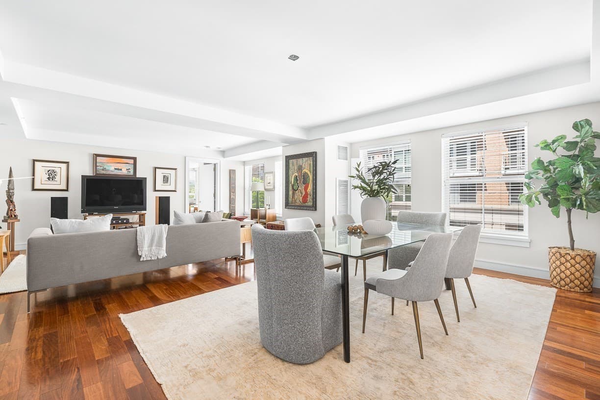 Condominium at 4 Battery Wharf # 4302, Boston MA 02109, photo 3 of 28