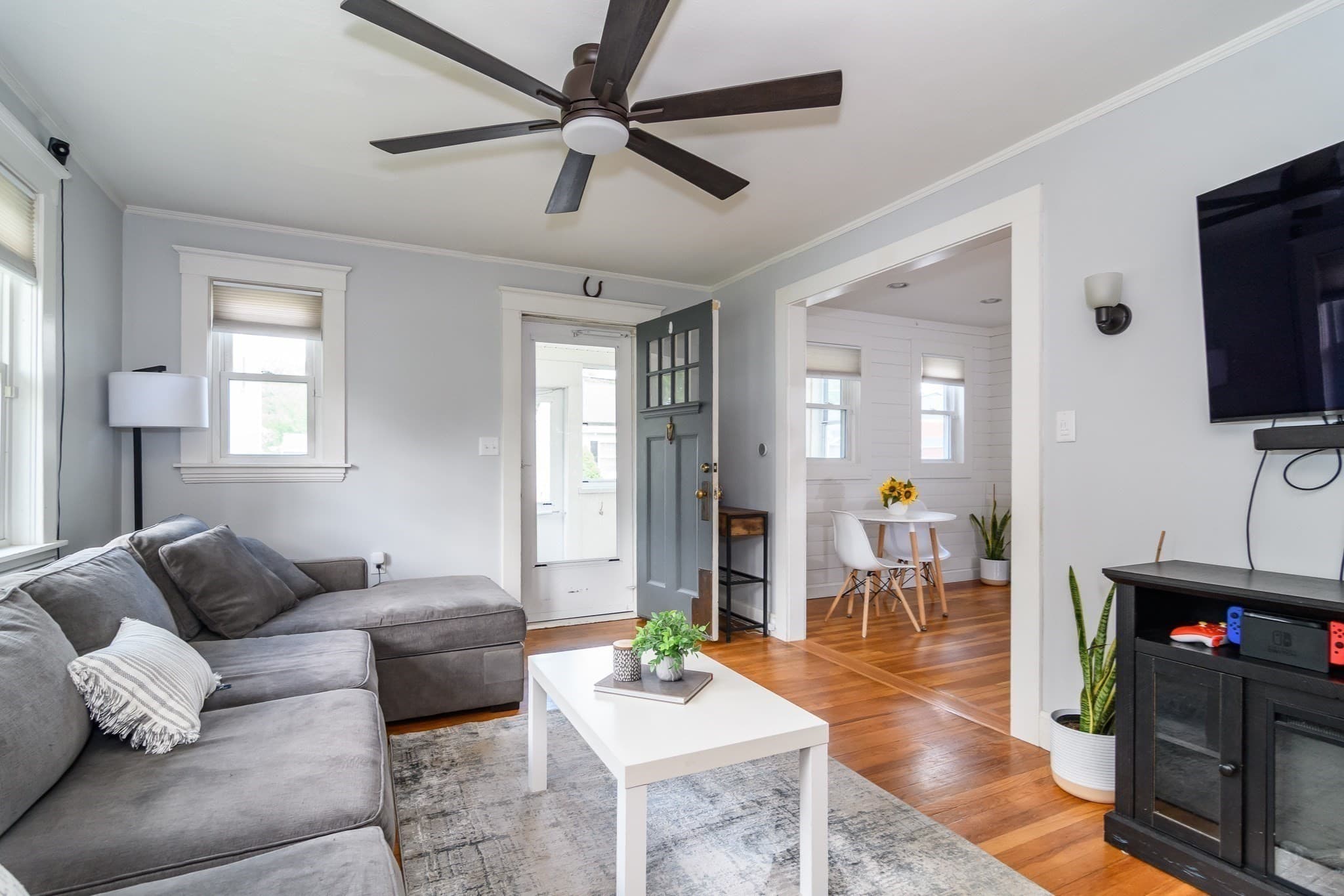 Single Family Residence at 18 Hammond Rd, Natick MA 01760, Natick, photo 4 of 23