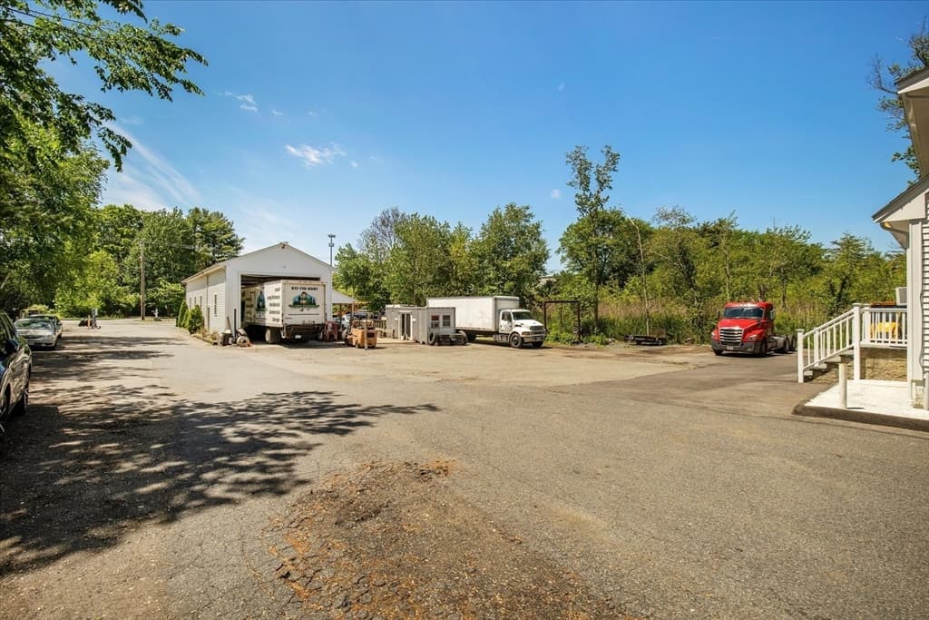 365 Elm St, Bridgewater MA 02324 photo 42