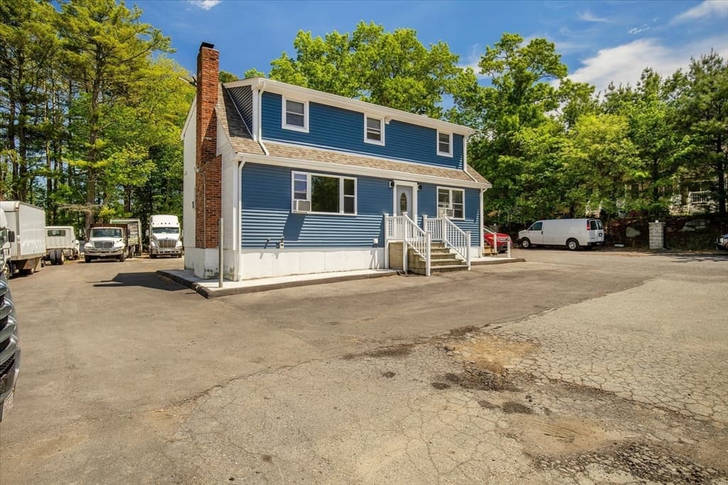 365 Elm St, Bridgewater MA 02324 photo 9