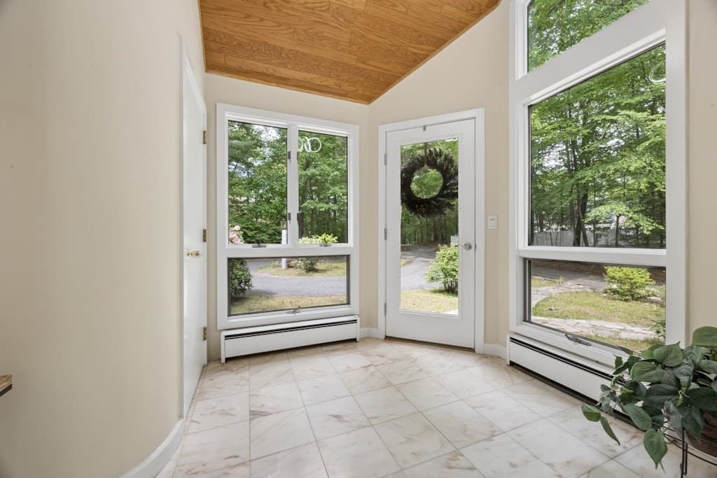 Single Family Residence at 10 Cold Harbor Drive, Northborough MA 01532, Northborough, photo 5 of 24