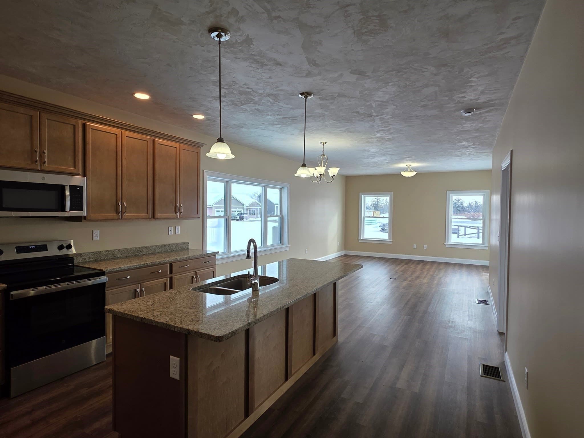 Condominium at 202 Integrity Drive # 88, Rutland MA 01543, photo 8 of 16