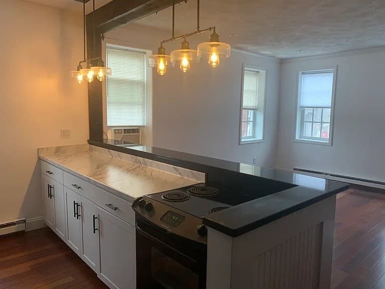 30-32 Water St # 5, Newburyport MA 01950