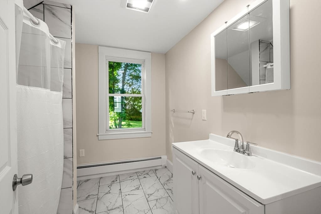 Single Family Residence at 11 Central, Merrimac MA 01860, photo 20 of 36
