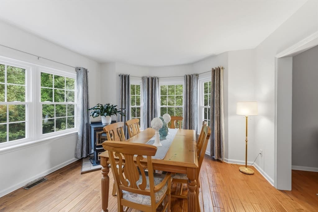 19 Old Farm Rd, Douglas MA 01516 photo 9