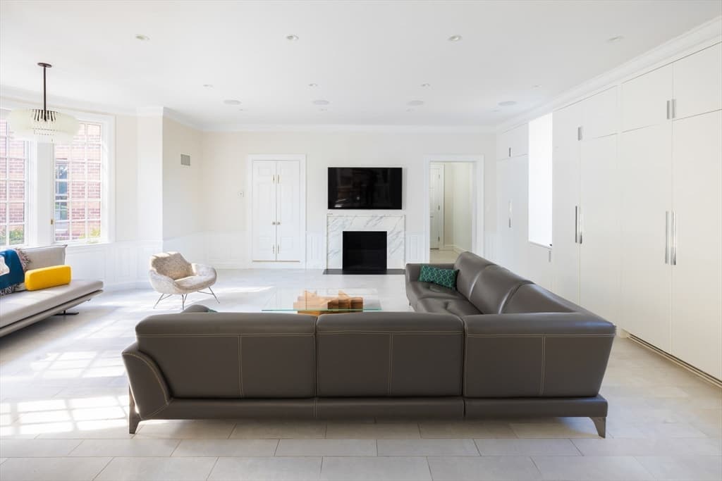 40 Singletree Rd, Brookline MA 02467 photo 5