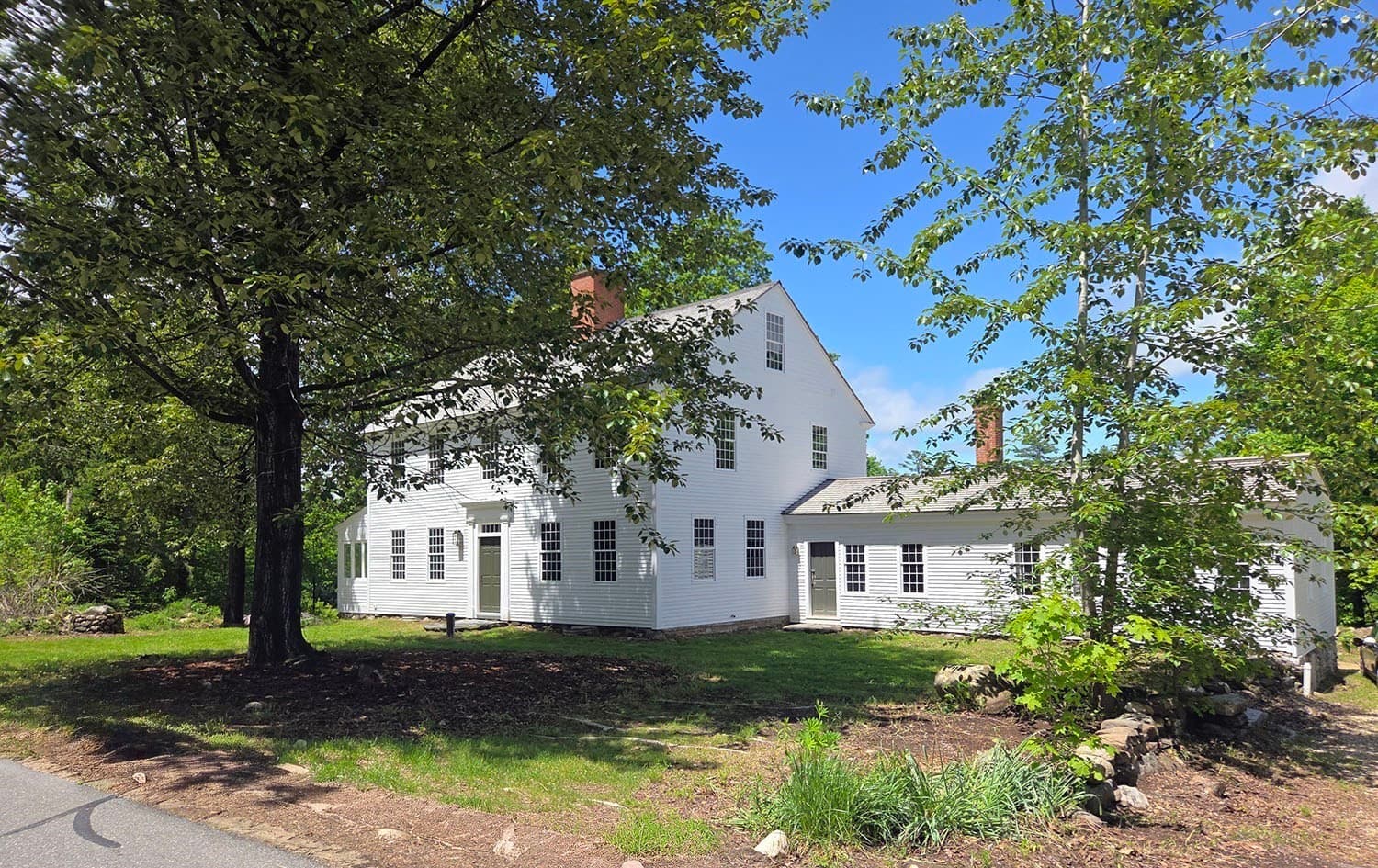 130 West Rd, Petersham MA 01366