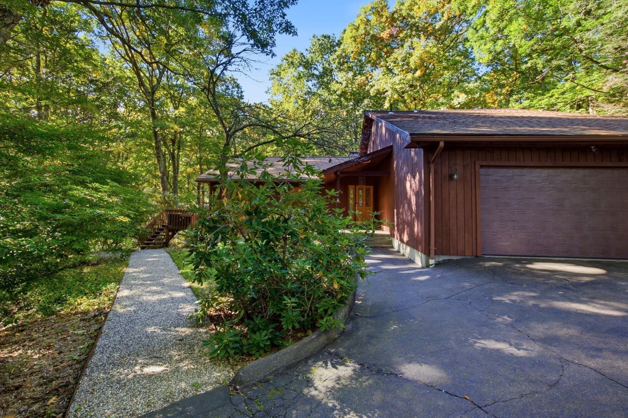 Single Family Residence at 79 Pine Ridge Rd, Montgomery MA 01085, photo 11 of 14
