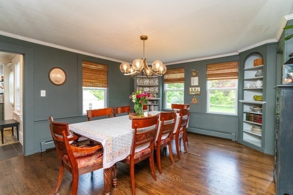 Single Family Residence at 173 S River St, Marshfield MA 02050, photo 9 of 35