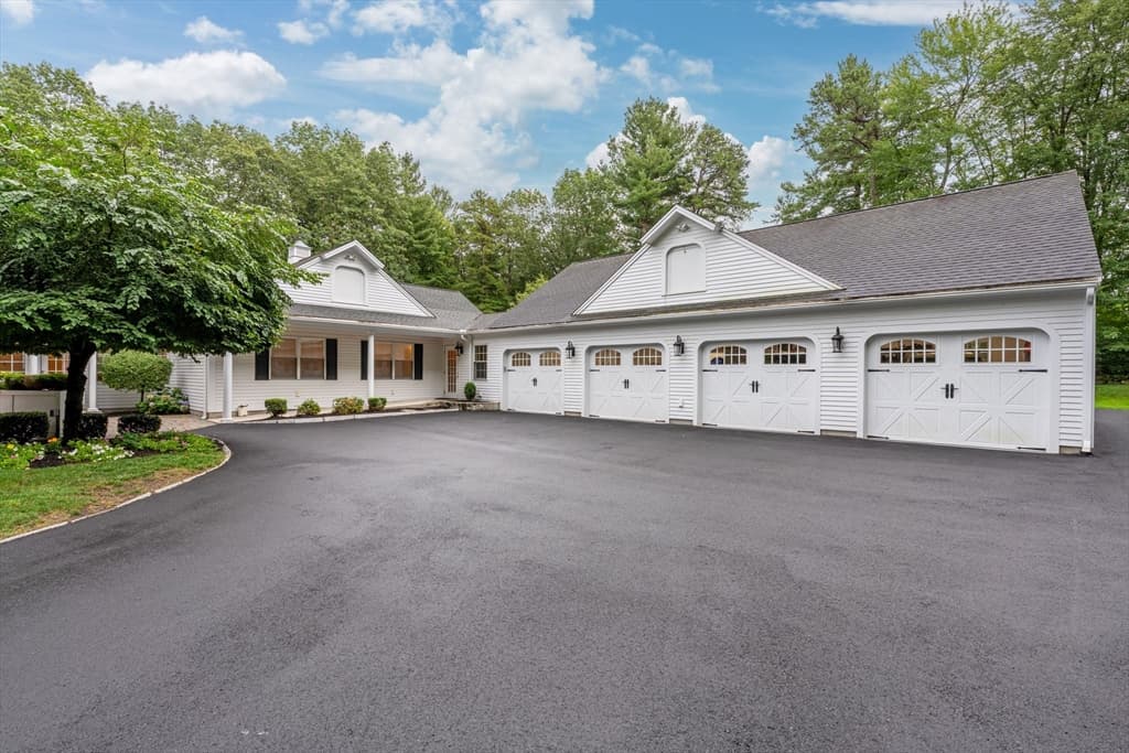 Single Family Residence at 40 Grandview Rd, Chelmsford MA 01824, photo 42 of 42