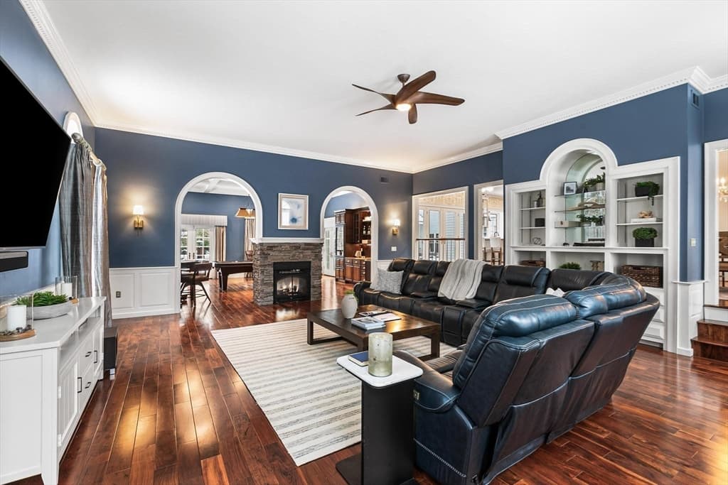 Single Family Residence at 40 Grandview Rd, Chelmsford MA 01824, photo 12 of 42