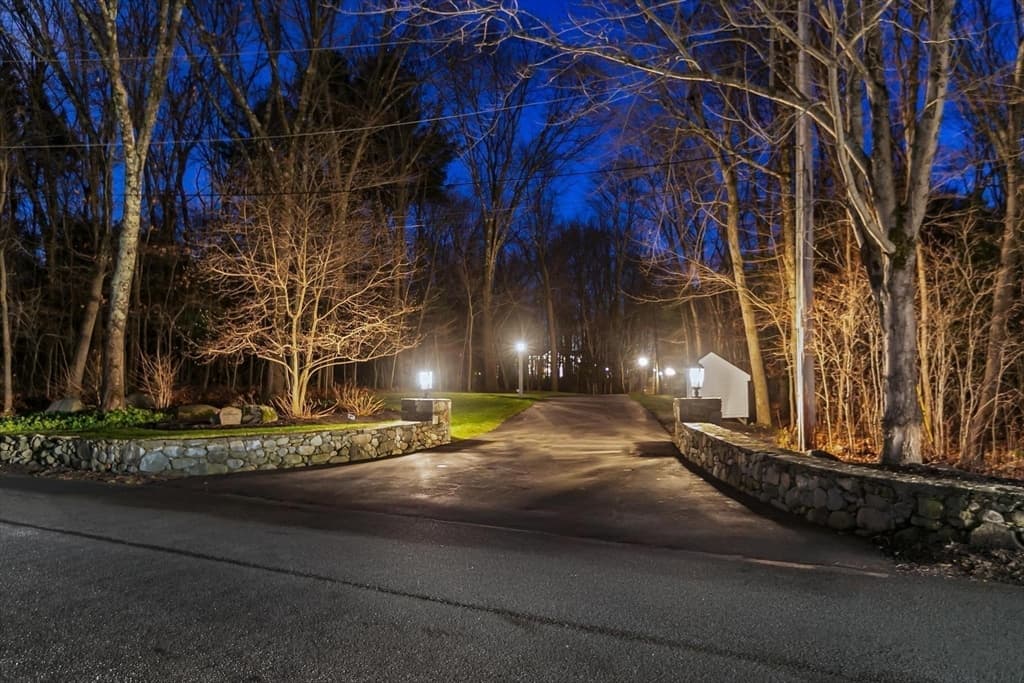 Single Family Residence at 40 Grandview Rd, Chelmsford MA 01824, photo 40 of 42