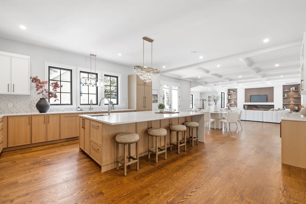 42 Bow Road, Newton MA 02459 photo 2