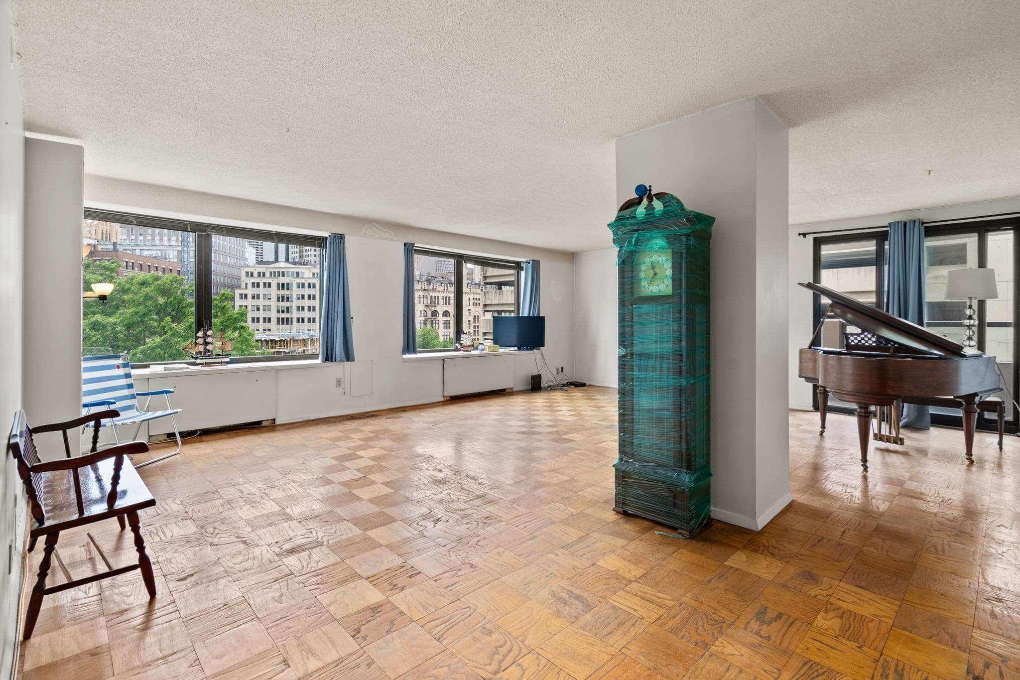 Condominium at 65 East India Row # 6B, Boston MA 02110, photo 4 of 12