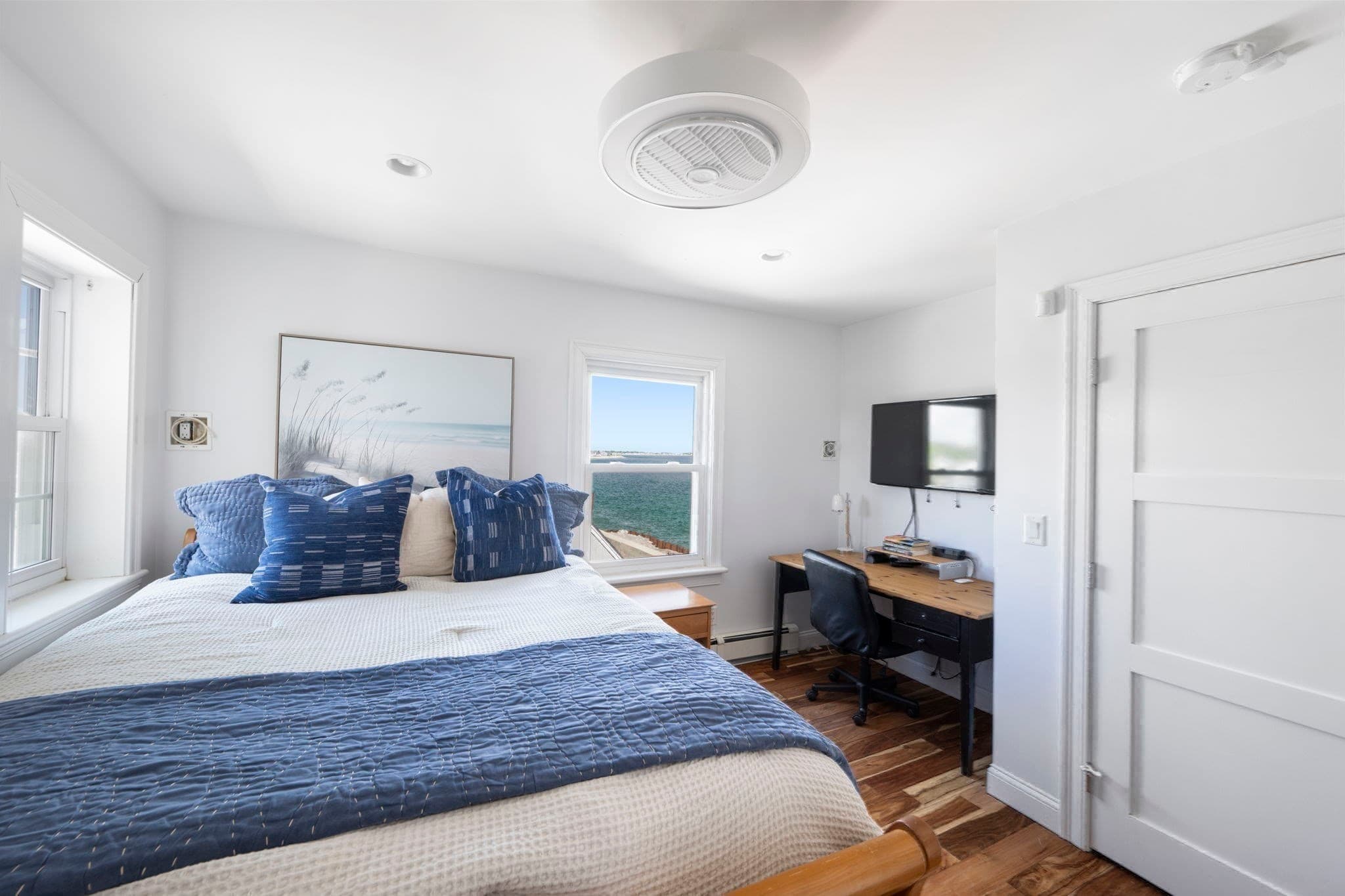 Single Family Residence at 18 Oceanside Drive, Scituate MA 02066, photo 22 of 33