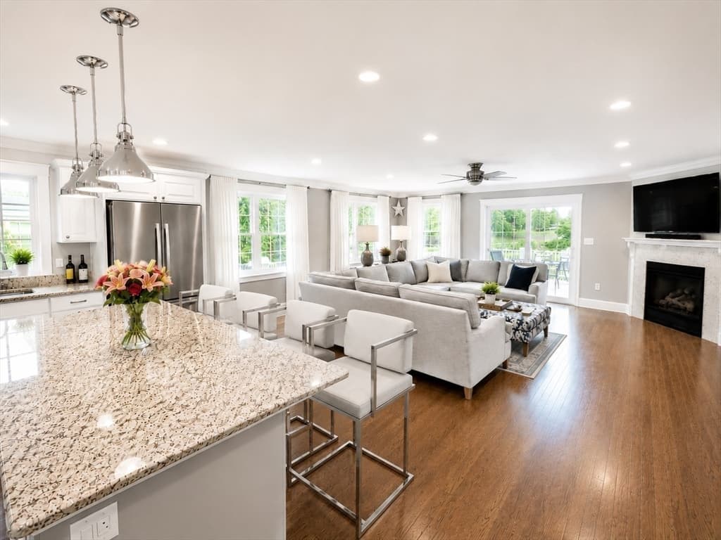 122 Marrett Rd, Lexington MA 02421 photo 3