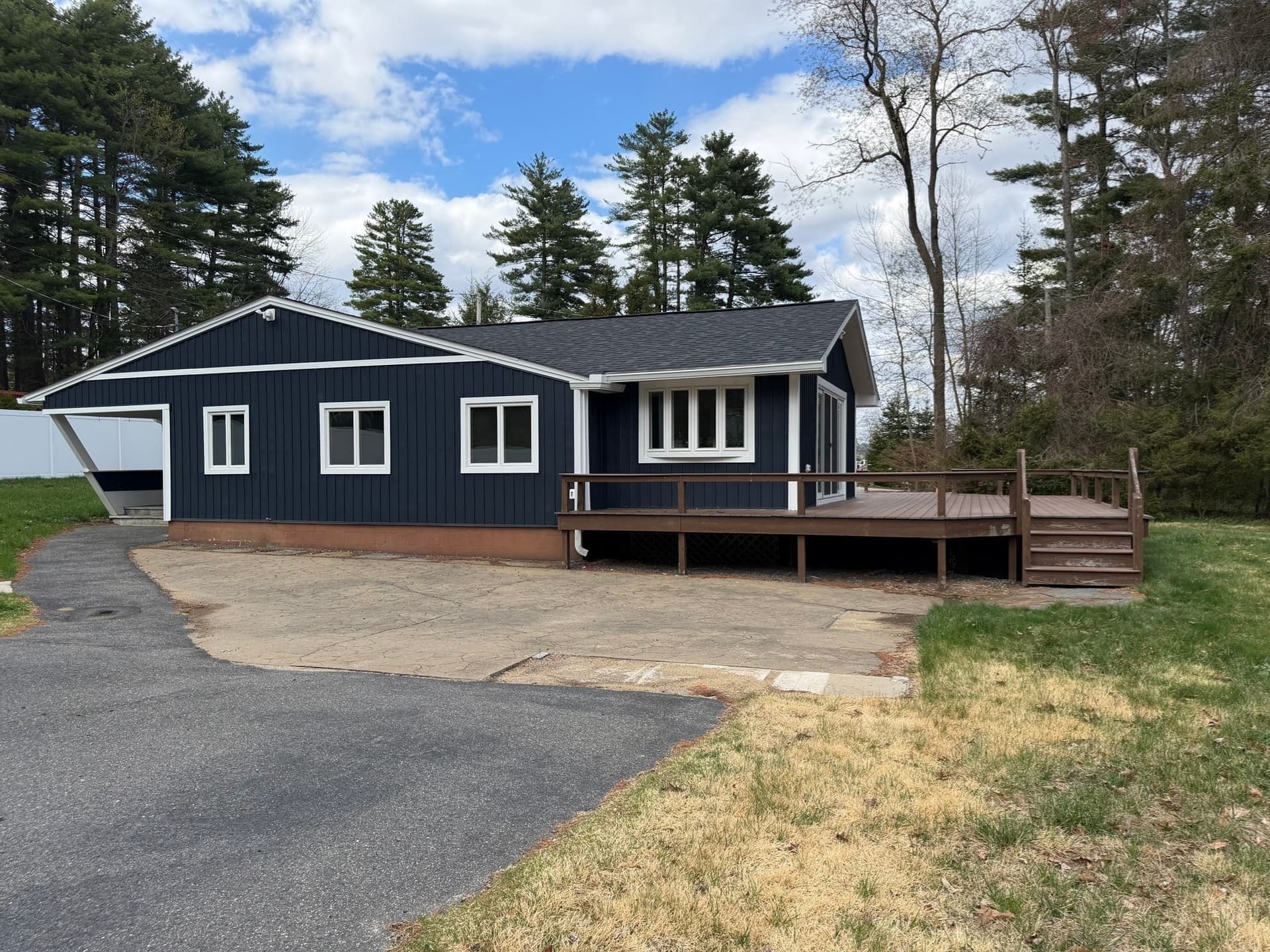 Single Family Residence at 241 Mashapaug Road, Holland MA 01521, photo 3 of 24