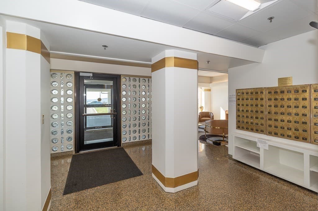 300 Lynn Shore Dr # 410, Lynn MA 01902 photo 11