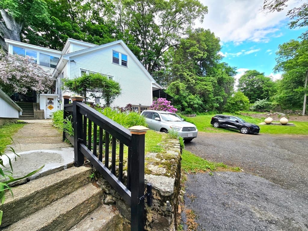 46-1/2 Old Sturbridge Rd, Southbridge MA 01550 photo 6