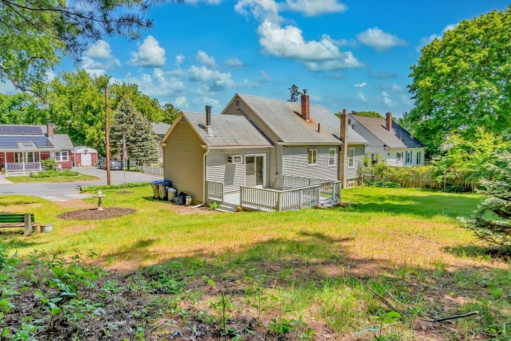 Single Family Residence at 4 Capitol Street, Methuen MA 01844, Methuen, photo 6 of 42