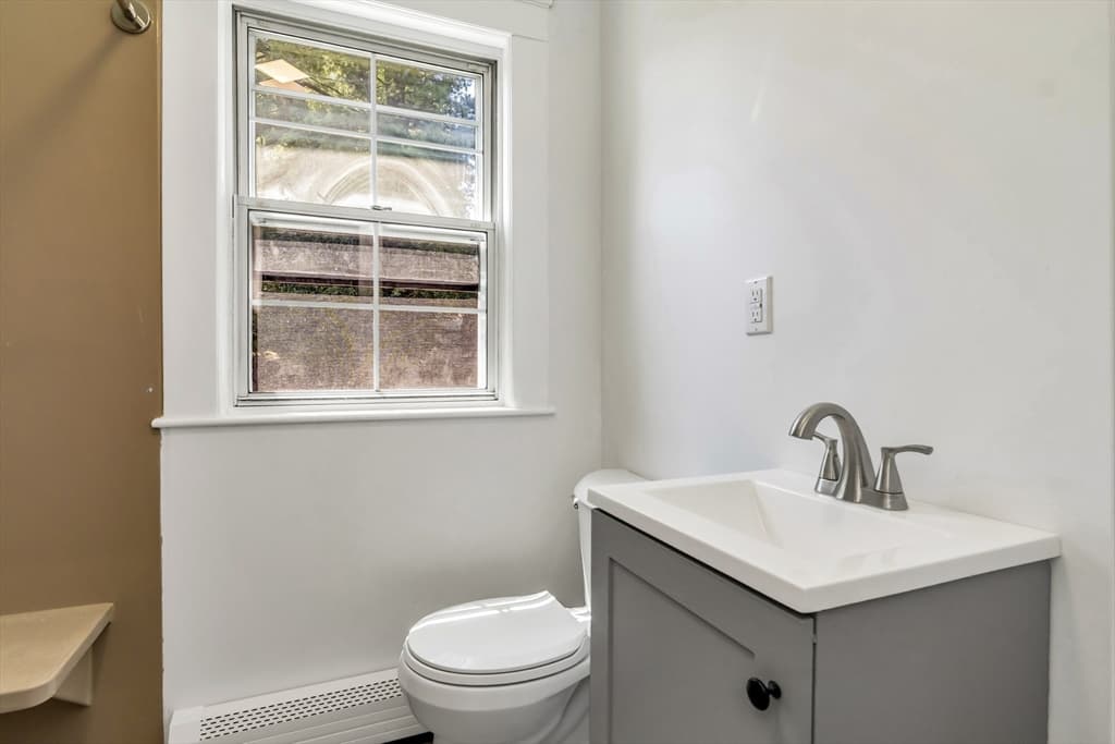 Single Family Residence at 4 Capitol Street, Methuen MA 01844, Methuen, photo 9 of 42