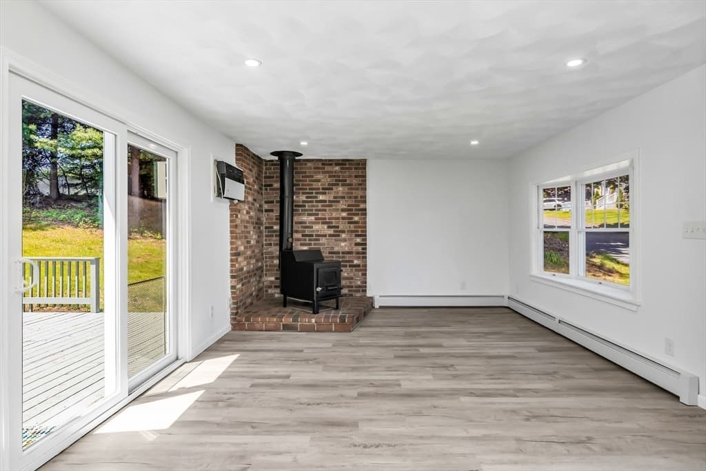 Single Family Residence at 4 Capitol Street, Methuen MA 01844, Methuen, photo 18 of 42