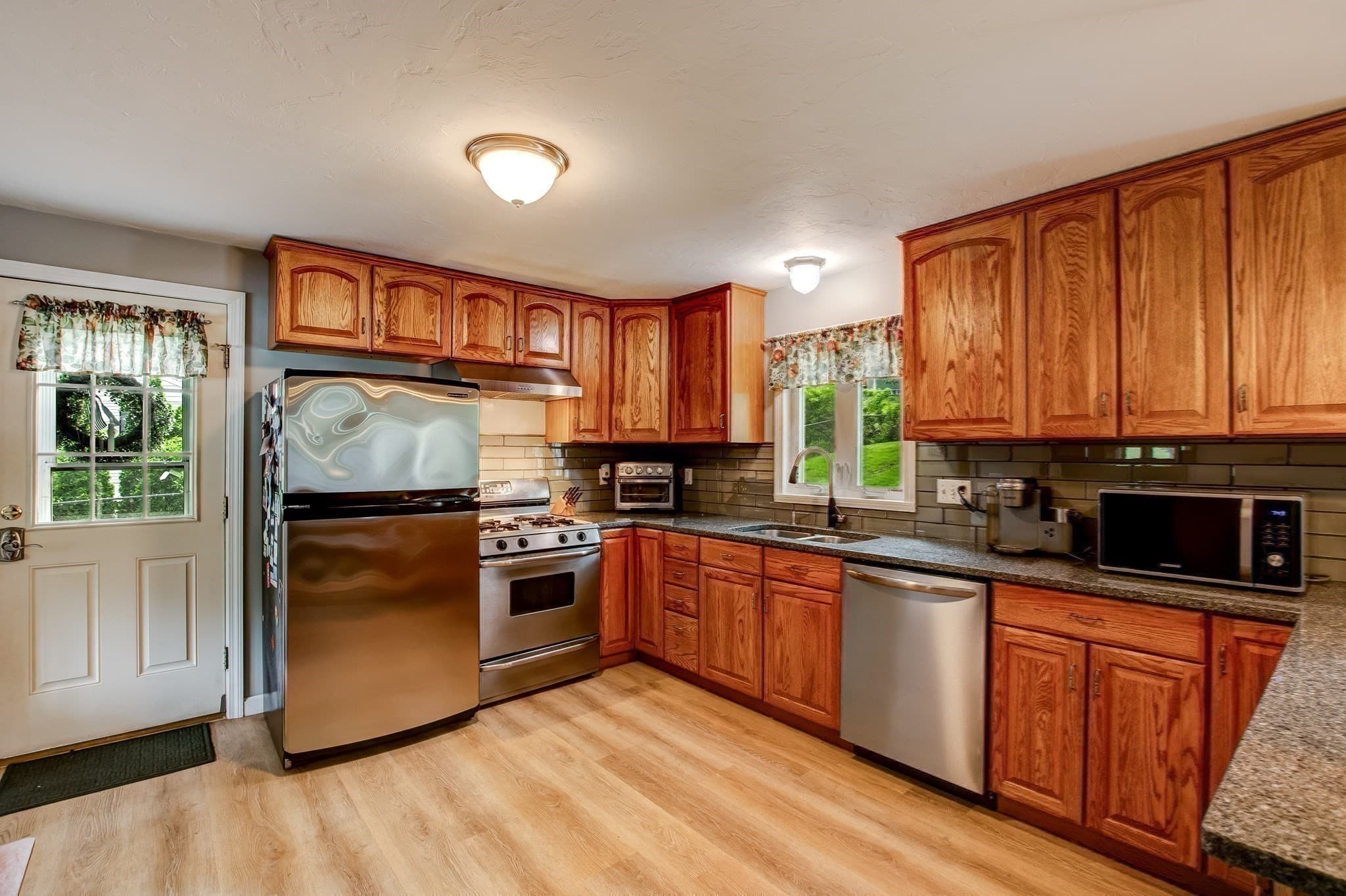 Single Family Residence at 81 Causeway Terrace, Leominster MA 01453, photo 7 of 42