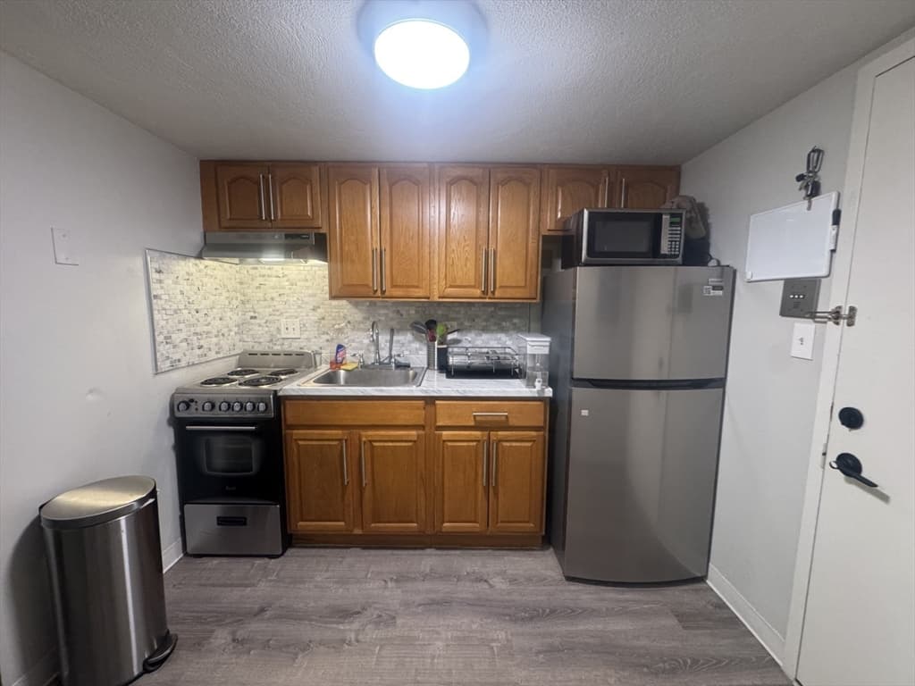 585 Revere Beach Pkwy # 403, Revere MA 02151 photo 10