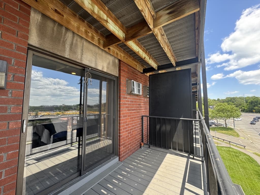 585 Revere Beach Pkwy # 403, Revere MA 02151 photo 25