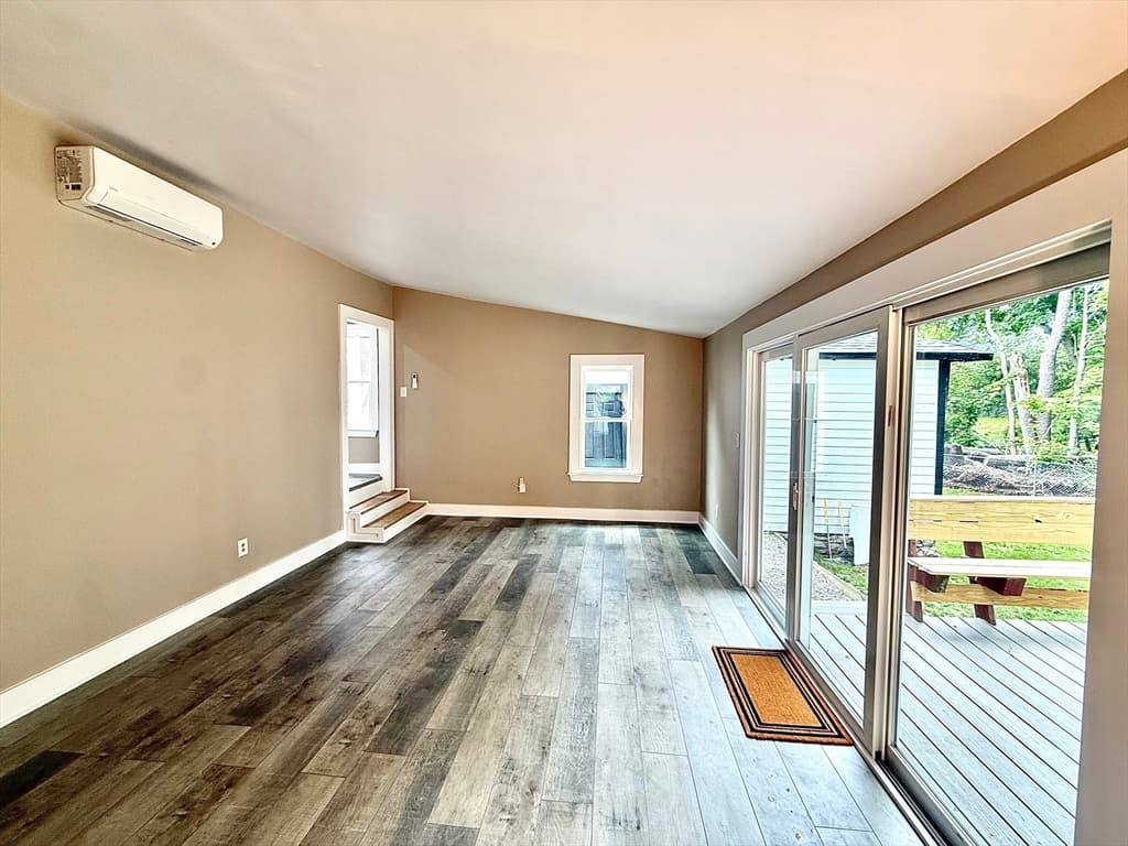 6 Wheelock St, Oxford MA 01540 photo 18