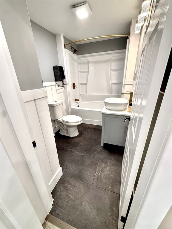 6 Wheelock St, Oxford MA 01540 photo 25
