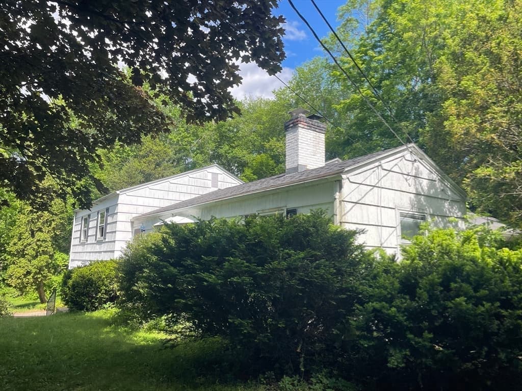 51 Jeffrey Ln, Amherst MA 01002 photo 34